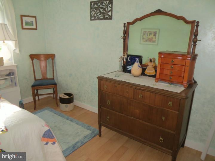 13 Dunsmore Road Newark, DE 19713 - Photo 6 of 7 Bedroom 3