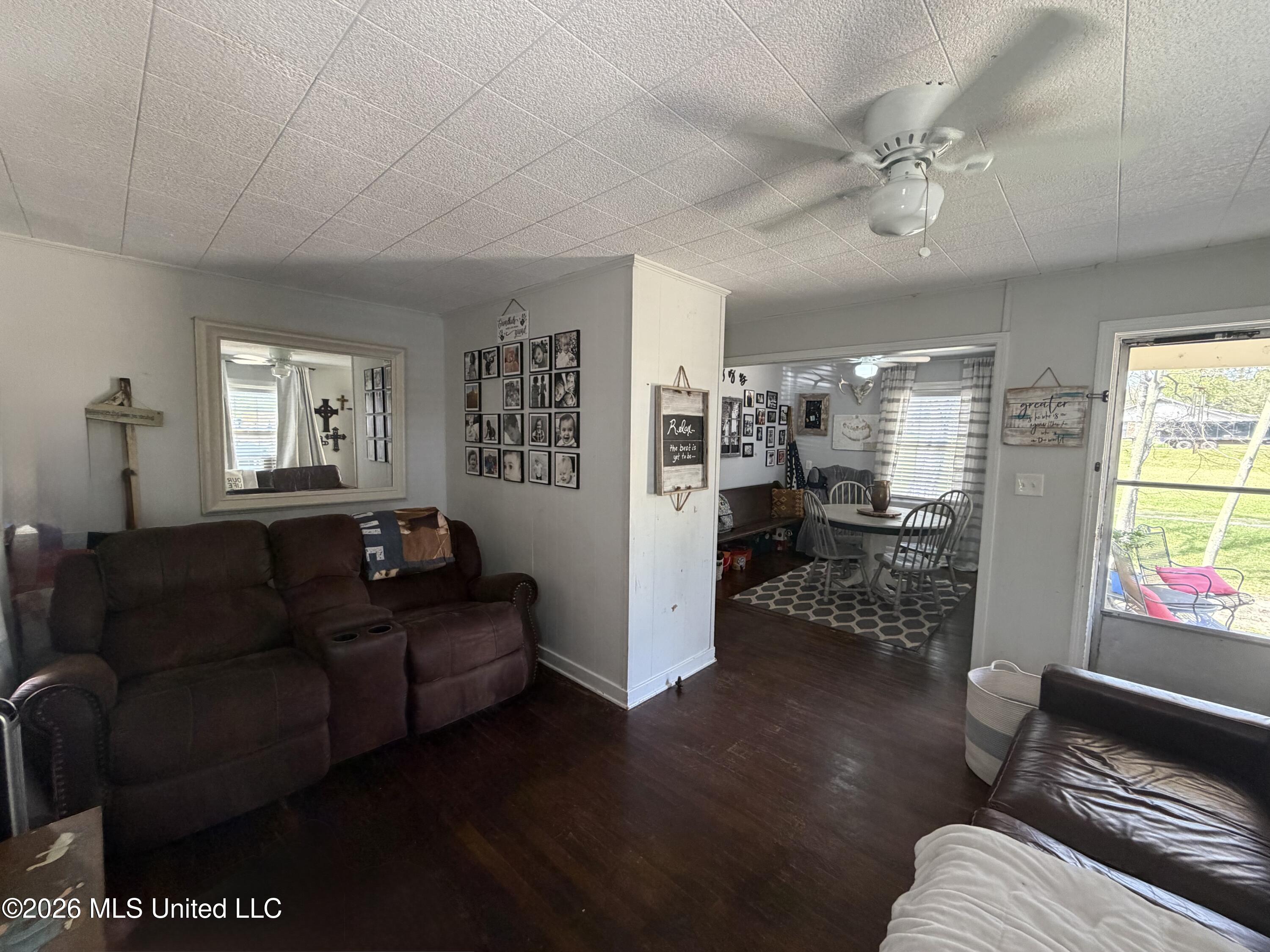 944 South College Street Brandon, MS 39042 - Photo 3 of 6 IMG_3800