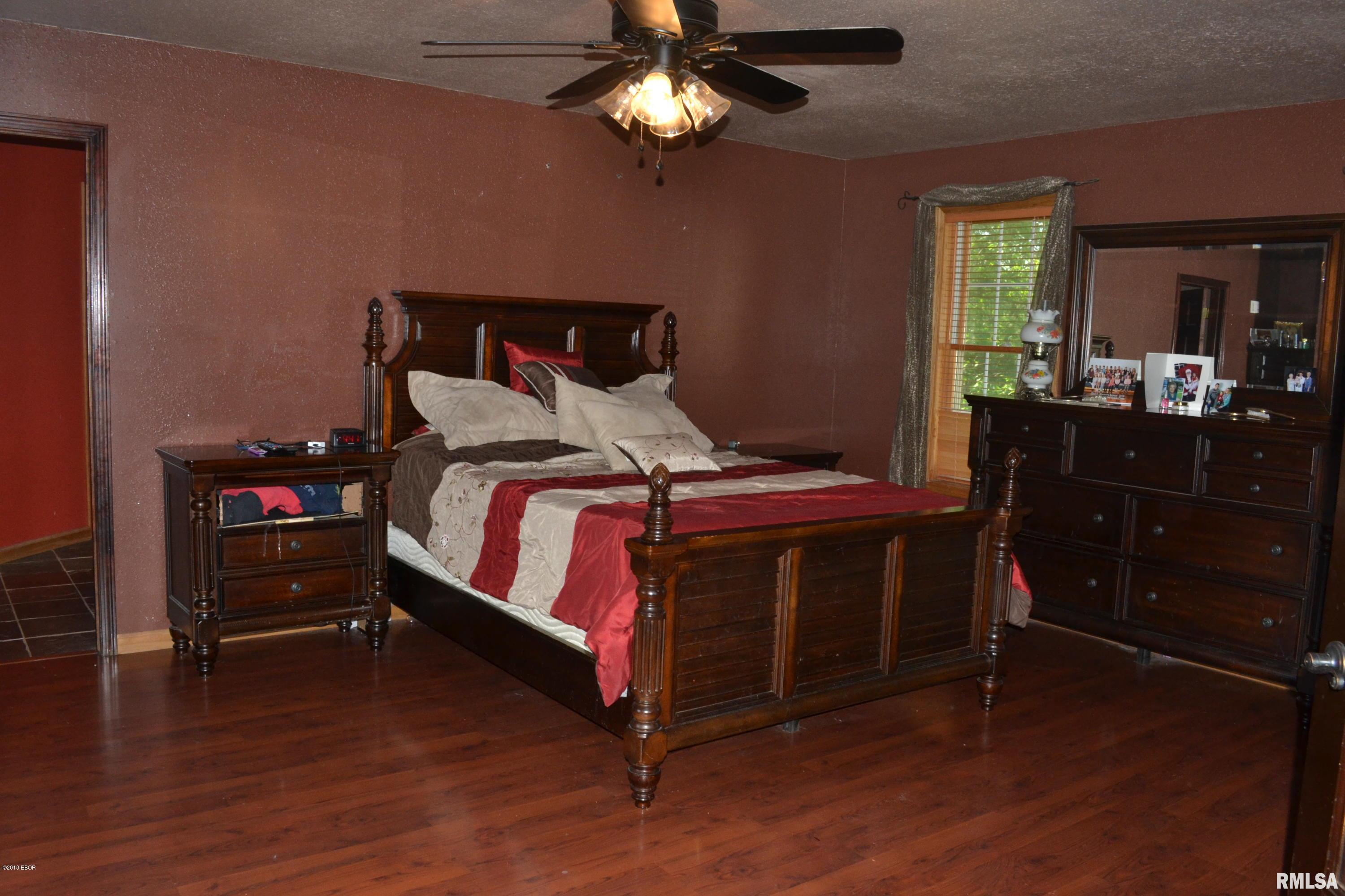 658 Deerfield Road Walnut Hill, IL 62893 - Photo 12 of 31