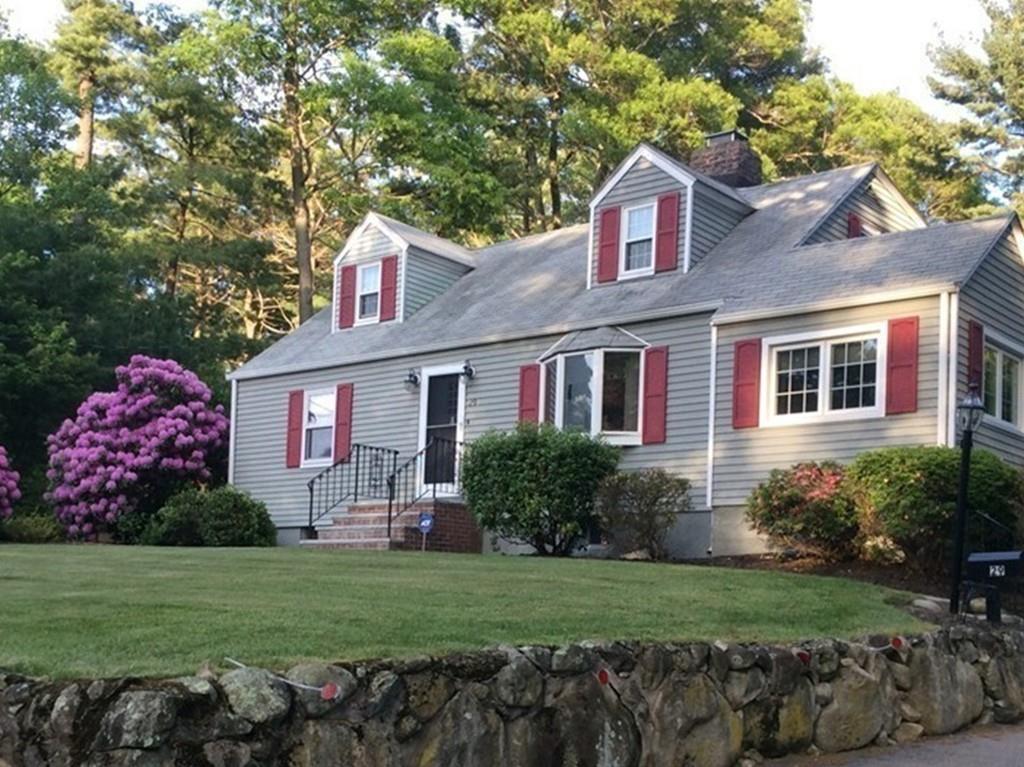 29 Hutchinson Road Walpole, MA 02081 - Photo 1 of 38 Gallery Image 1
