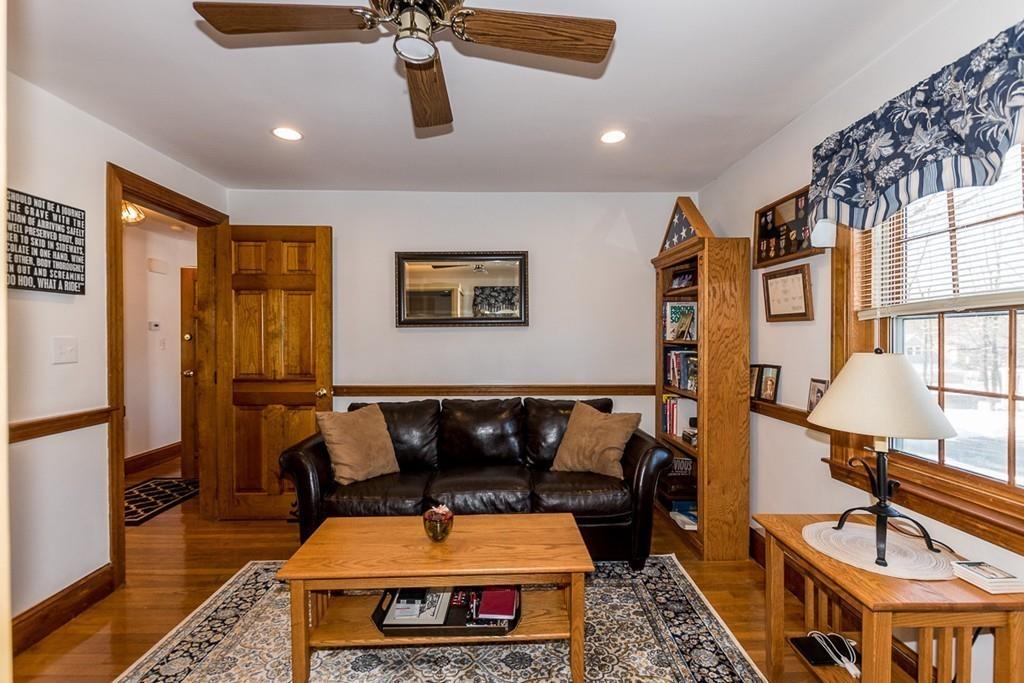 29 Hutchinson Road Walpole, MA 02081 - Photo 15 of 38 Gallery Image 15
