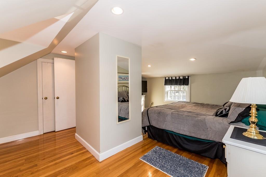 29 Hutchinson Road Walpole, MA 02081 - Photo 17 of 38 Gallery Image 17