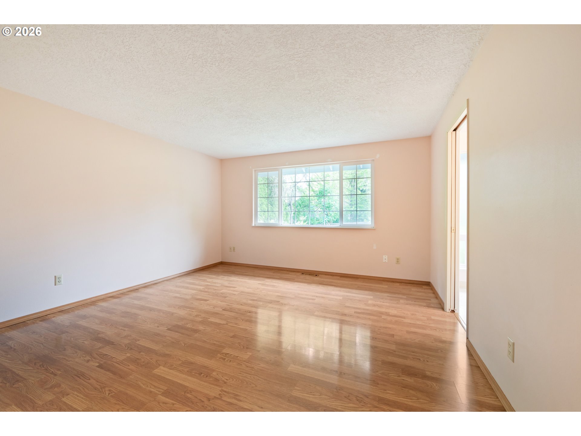 14575 Southwest Glenbrook Road Beaverton, OR 97007 - Photo 18 of 42