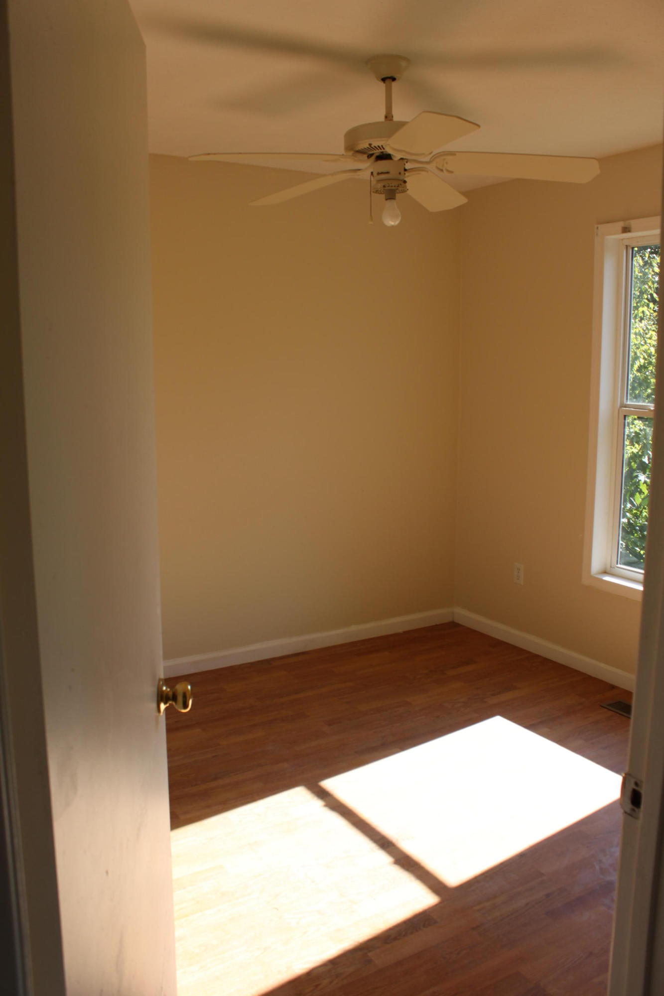 381 Williams Road Huntsville, TN 37756 - Photo 8 of 12 bedroom