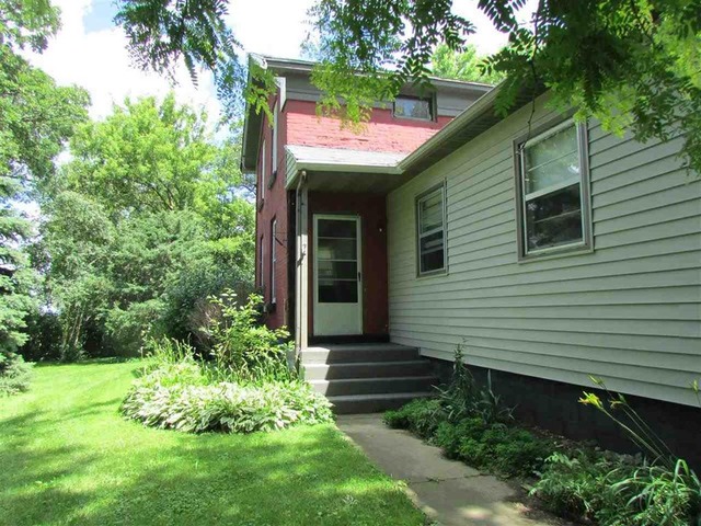 22459 Free Church Road South Beloit, IL 61080 - Photo 3 of 24