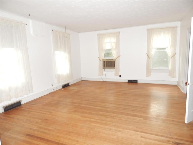 22459 Free Church Road South Beloit, IL 61080 - Photo 8 of 24