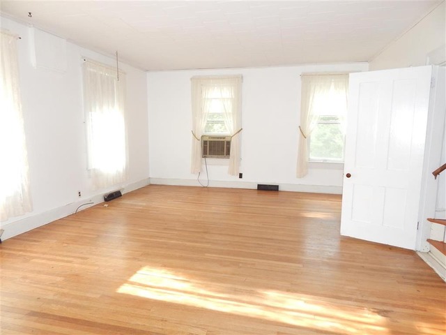 22459 Free Church Road South Beloit, IL 61080 - Photo 10 of 24