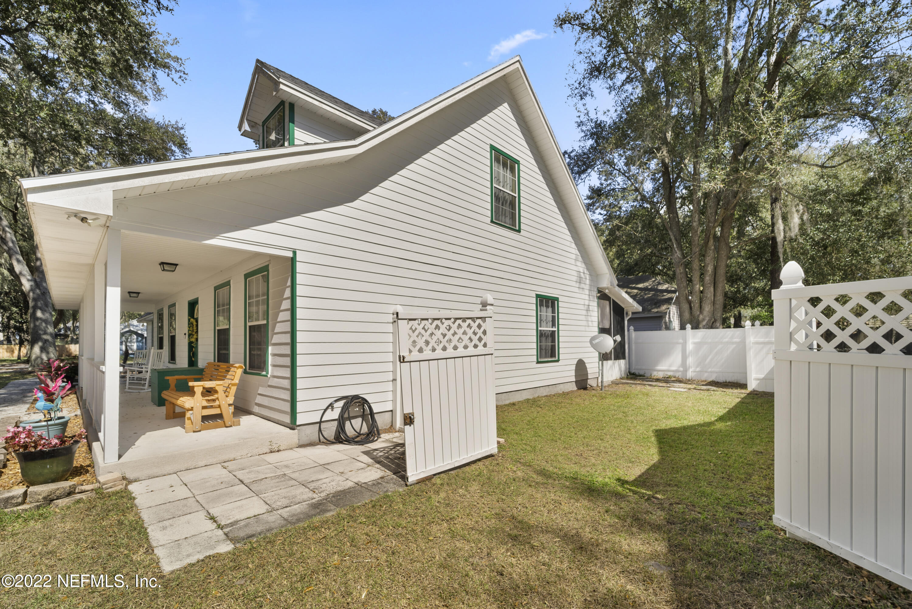 12855 Moose Road Jacksonville, FL 32226 - Photo 3 of 29 a view of a house with a patio