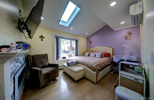 $4,200 | 29 3rd Avenue, East Rockaway, NY 11518