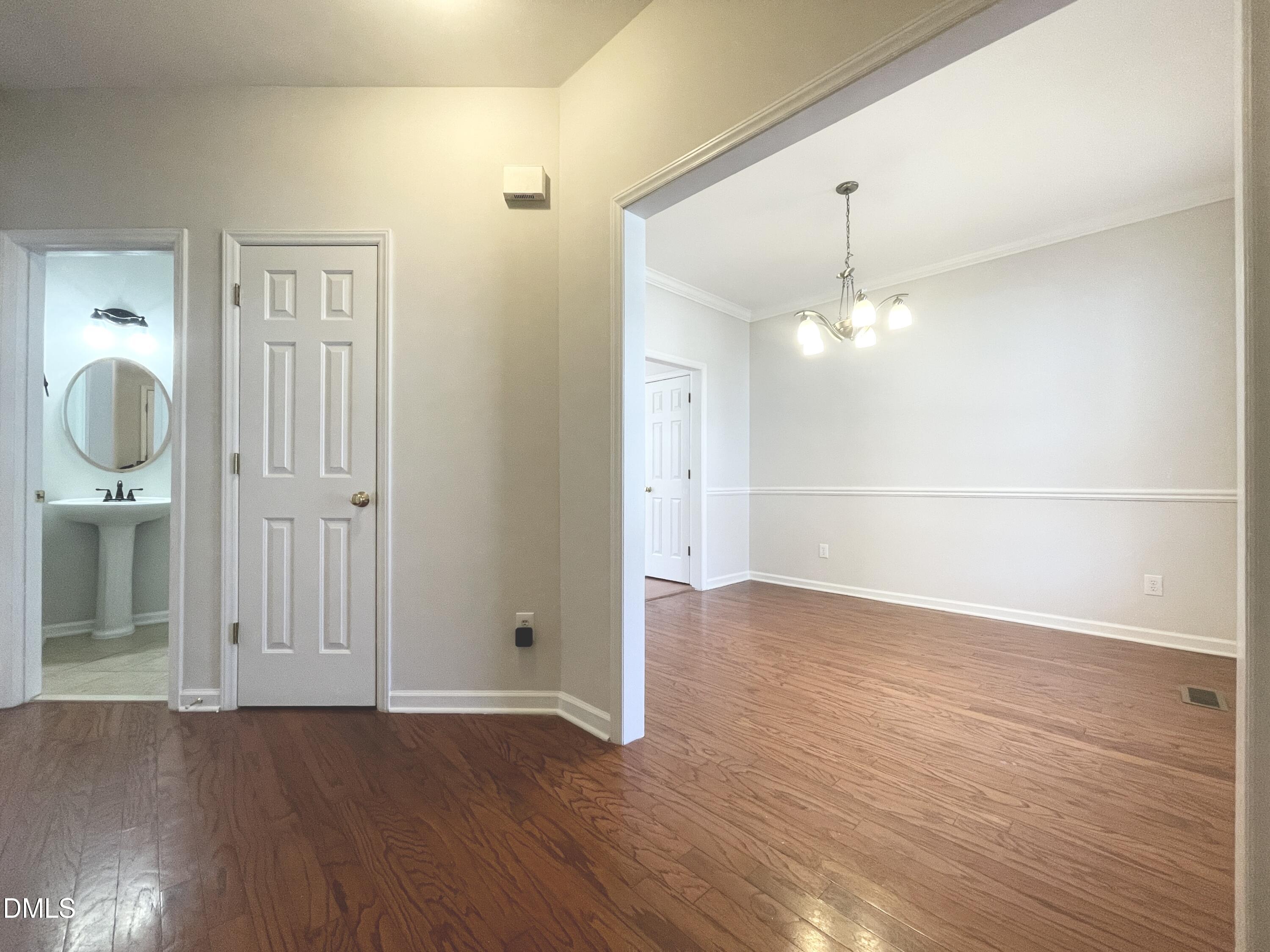 2517 Tadley Court Raleigh, NC 27603 - Photo 2 of 27 IMG_9126