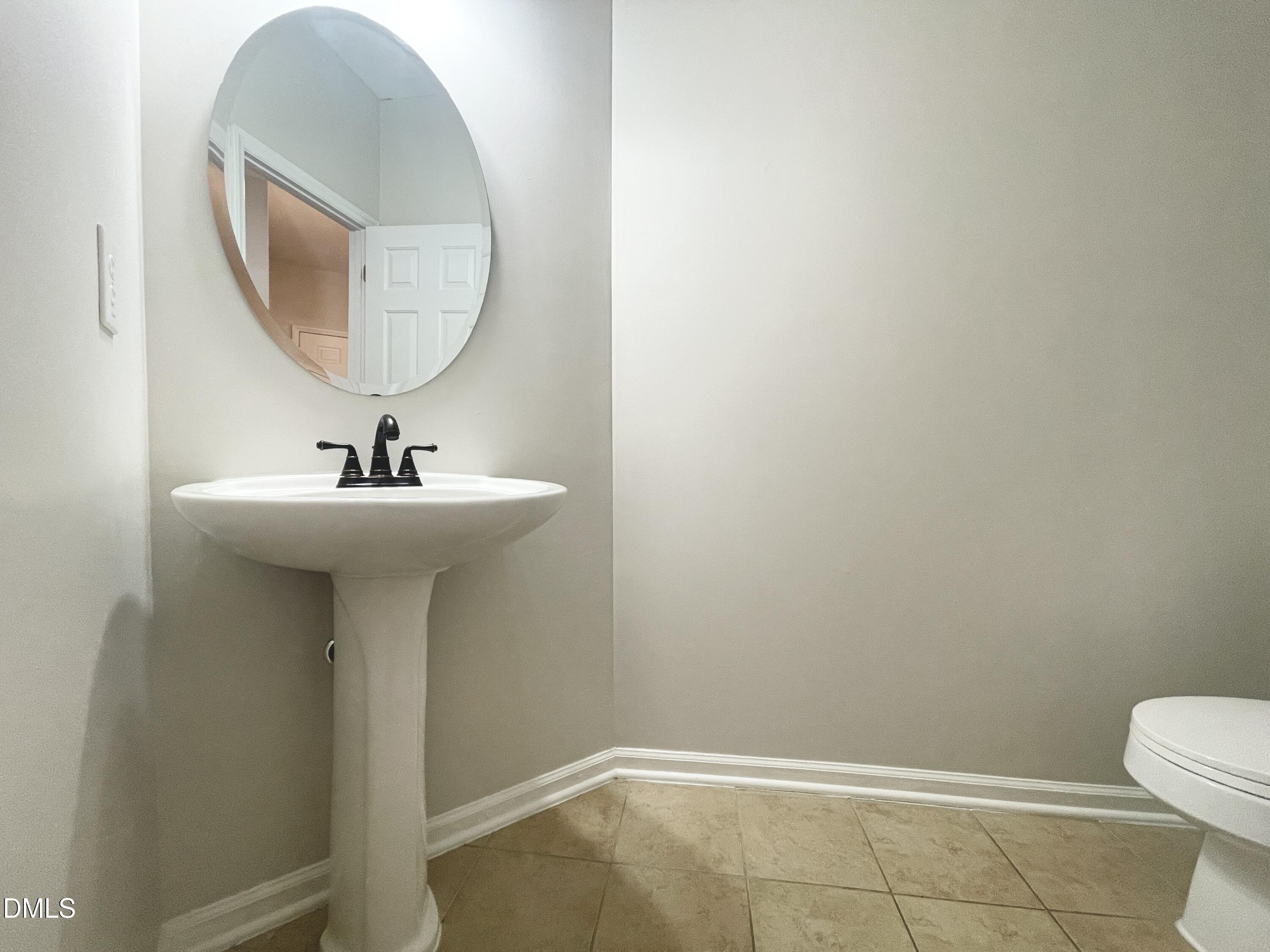 2517 Tadley Court Raleigh, NC 27603 - Photo 10 of 27 IMG_9135