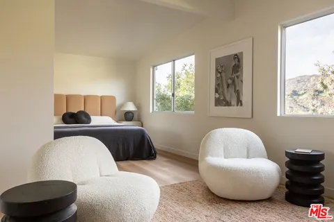 $1,675,000 | 5661 Spreading Oak Drive, Los Angeles, CA 90068