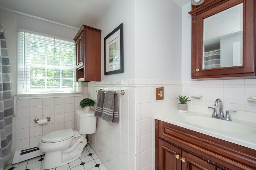 5 Indian Path Road North Grafton, MA 01536 - Photo 26 of 36 Gallery Image 26