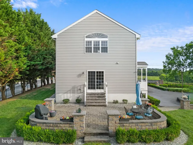 a view of a terrace with sitting area