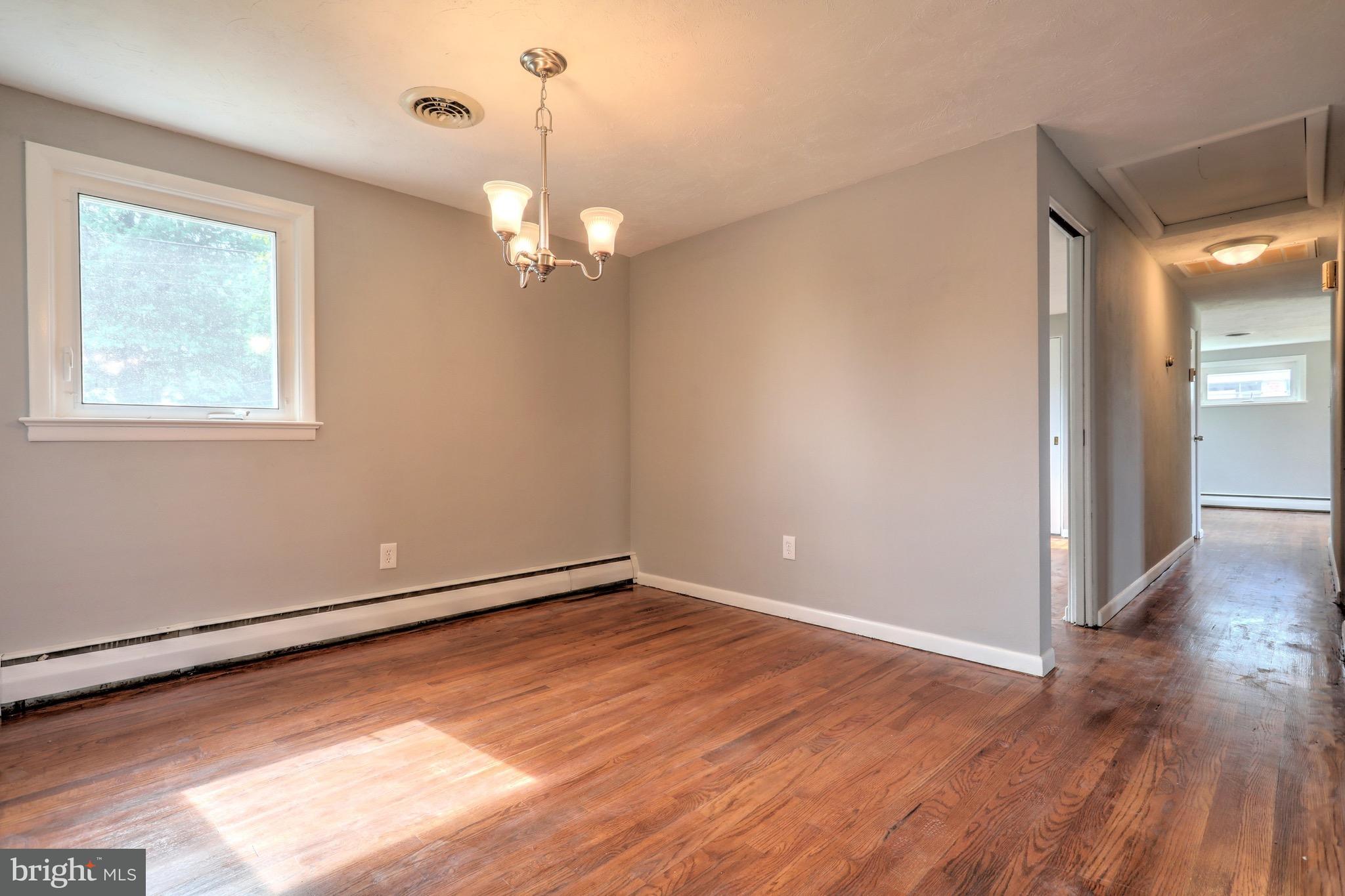1245 Crescent Road York, PA 17402 - Photo 13 of 29 Gallery Image 13