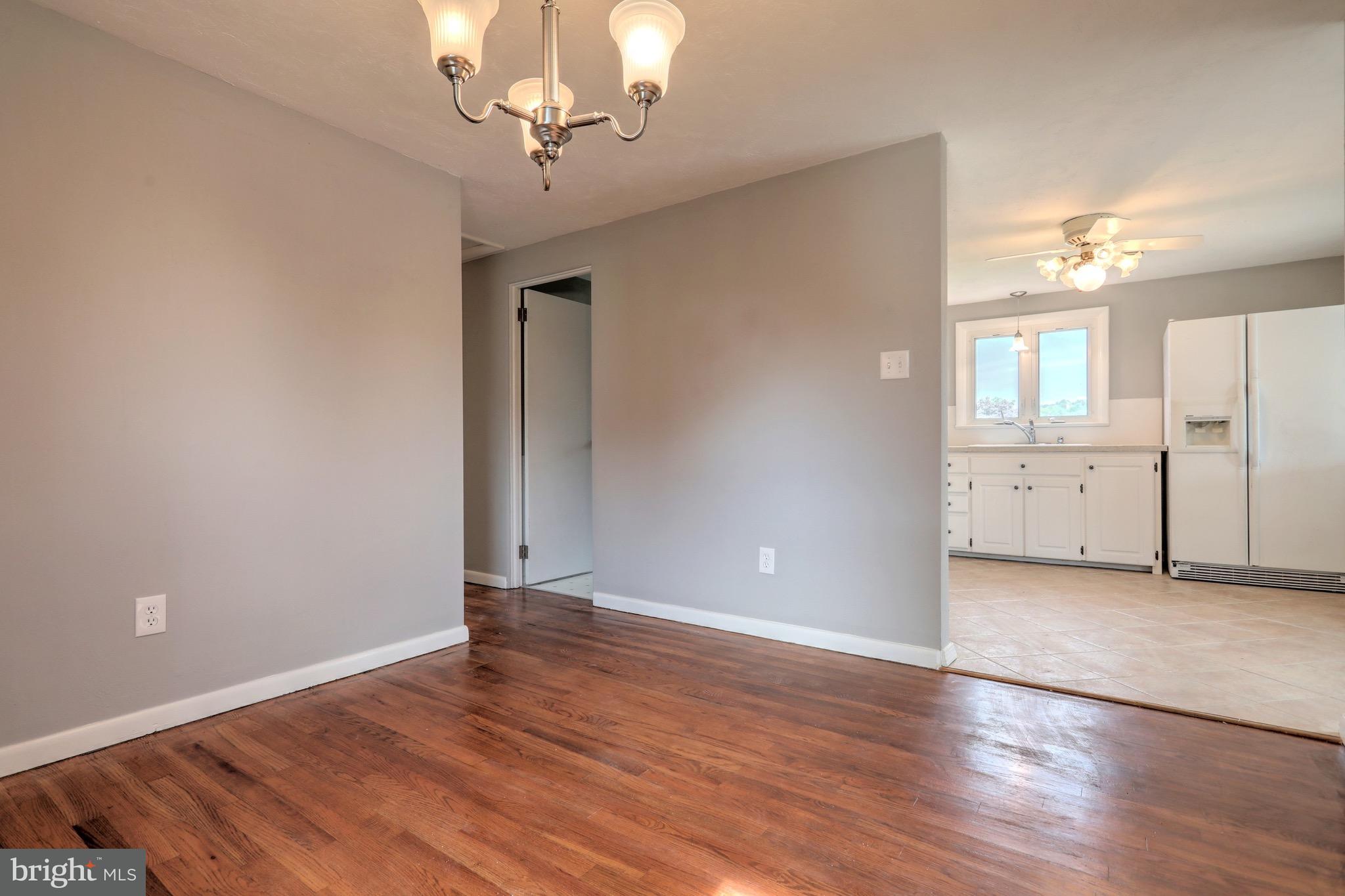 1245 Crescent Road York, PA 17402 - Photo 14 of 29 Gallery Image 14