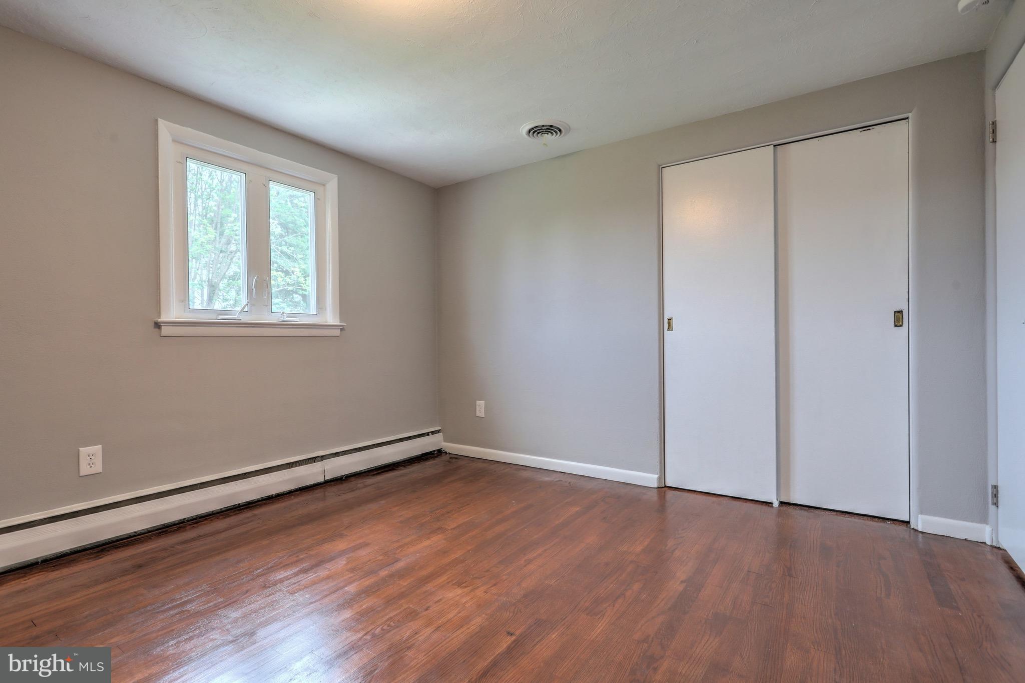 1245 Crescent Road York, PA 17402 - Photo 20 of 29 Gallery Image 20