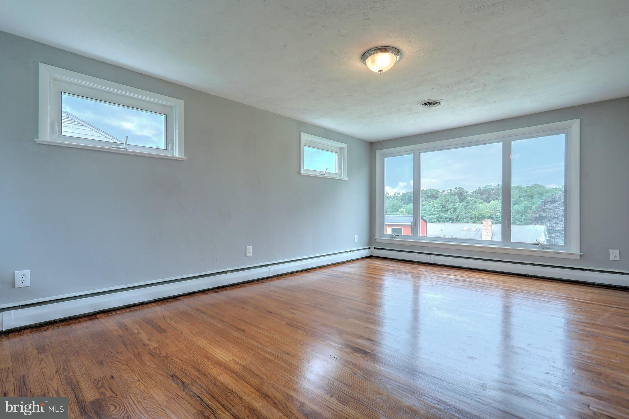 1245 Crescent Road York, PA 17402 - Photo 22 of 29 Gallery Image 22