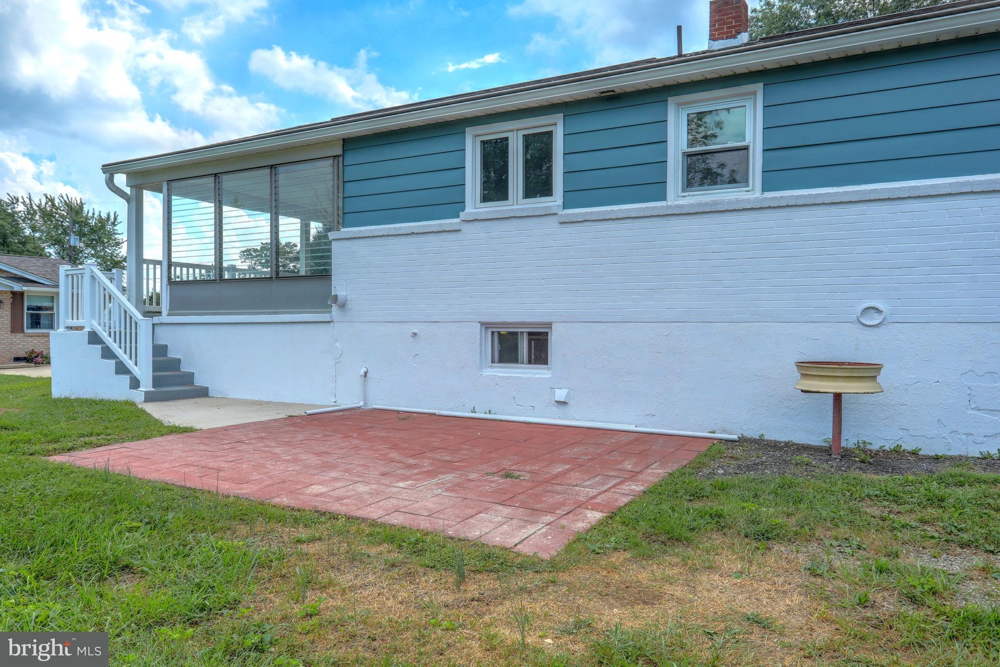 1245 Crescent Road York, PA 17402 - Photo 6 of 29 Gallery Image 6
