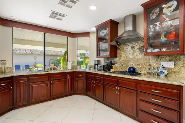 $9,500 | 4 Dartmouth Drive, Rancho Mirage, CA 92270