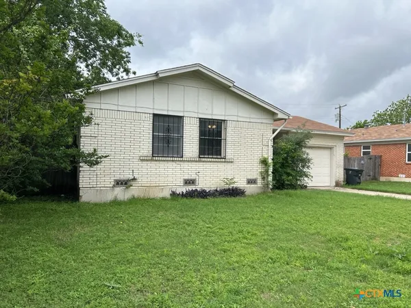 $92,500 | 3312 Lake Travis Avenue, Killeen, TX 76543