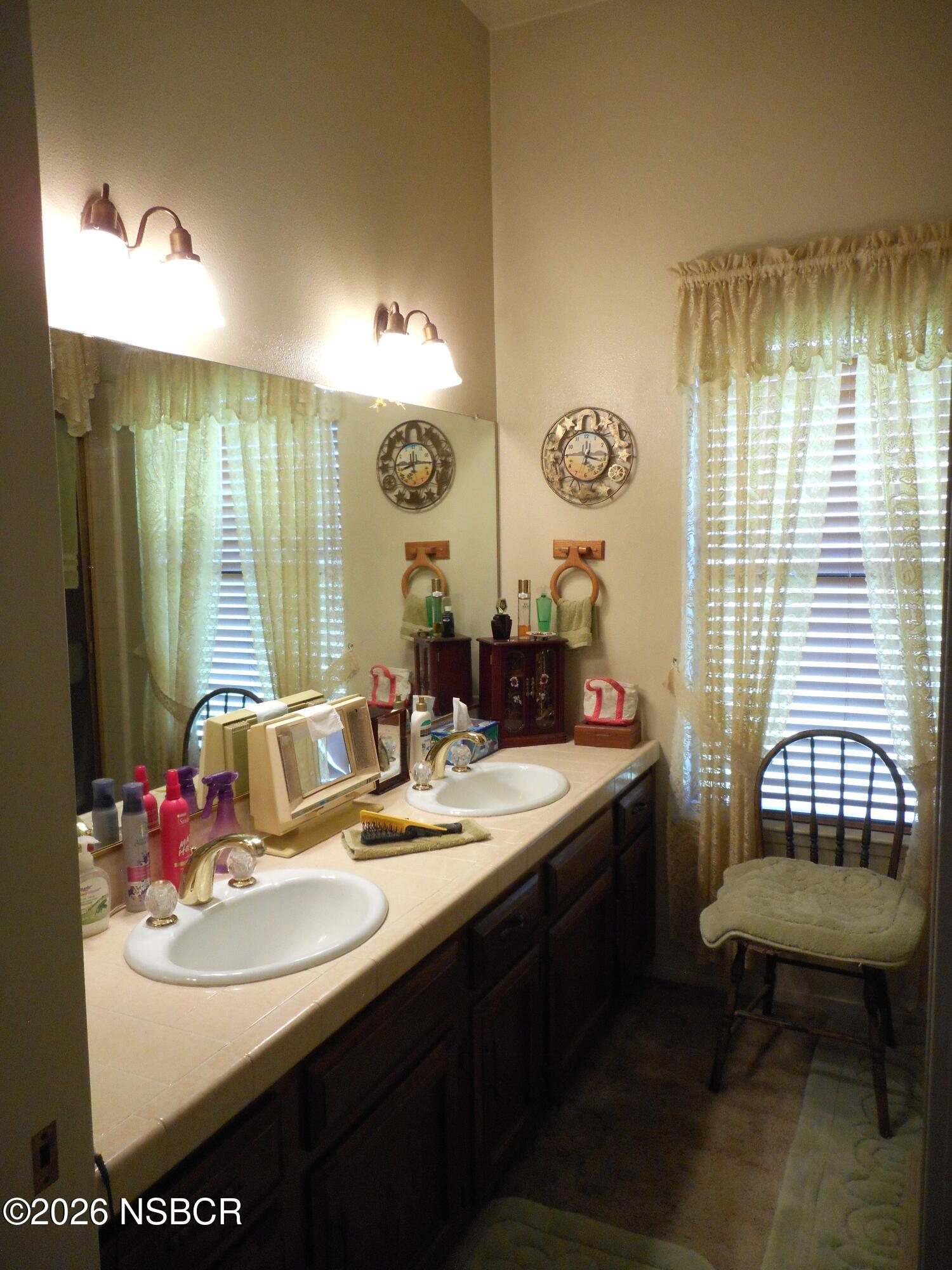 1472 Oakridge Park Road Santa Maria, CA 93455 - Photo 13 of 28 DSCN2532