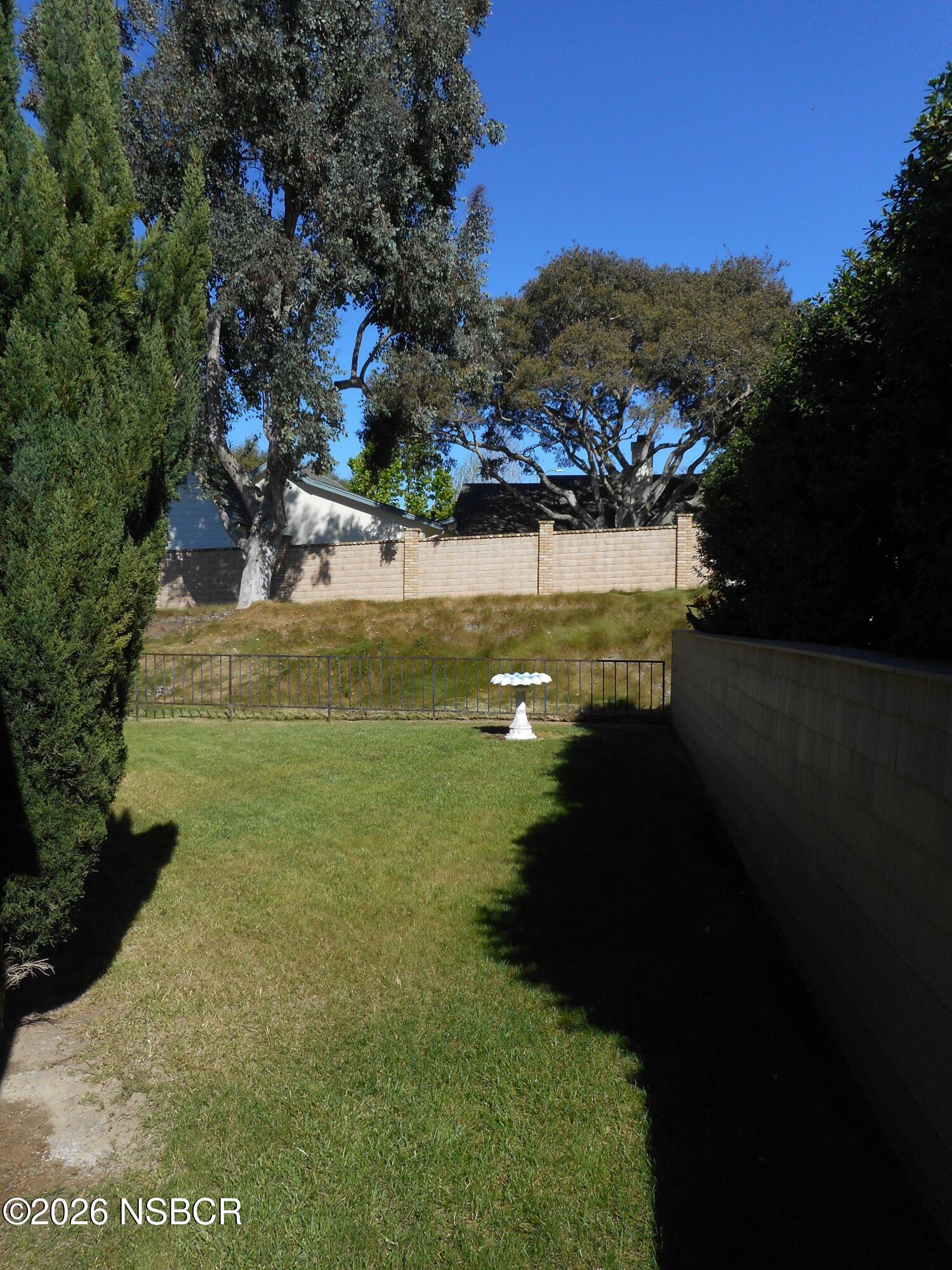 1472 Oakridge Park Road Santa Maria, CA 93455 - Photo 17 of 28 DSCN2551