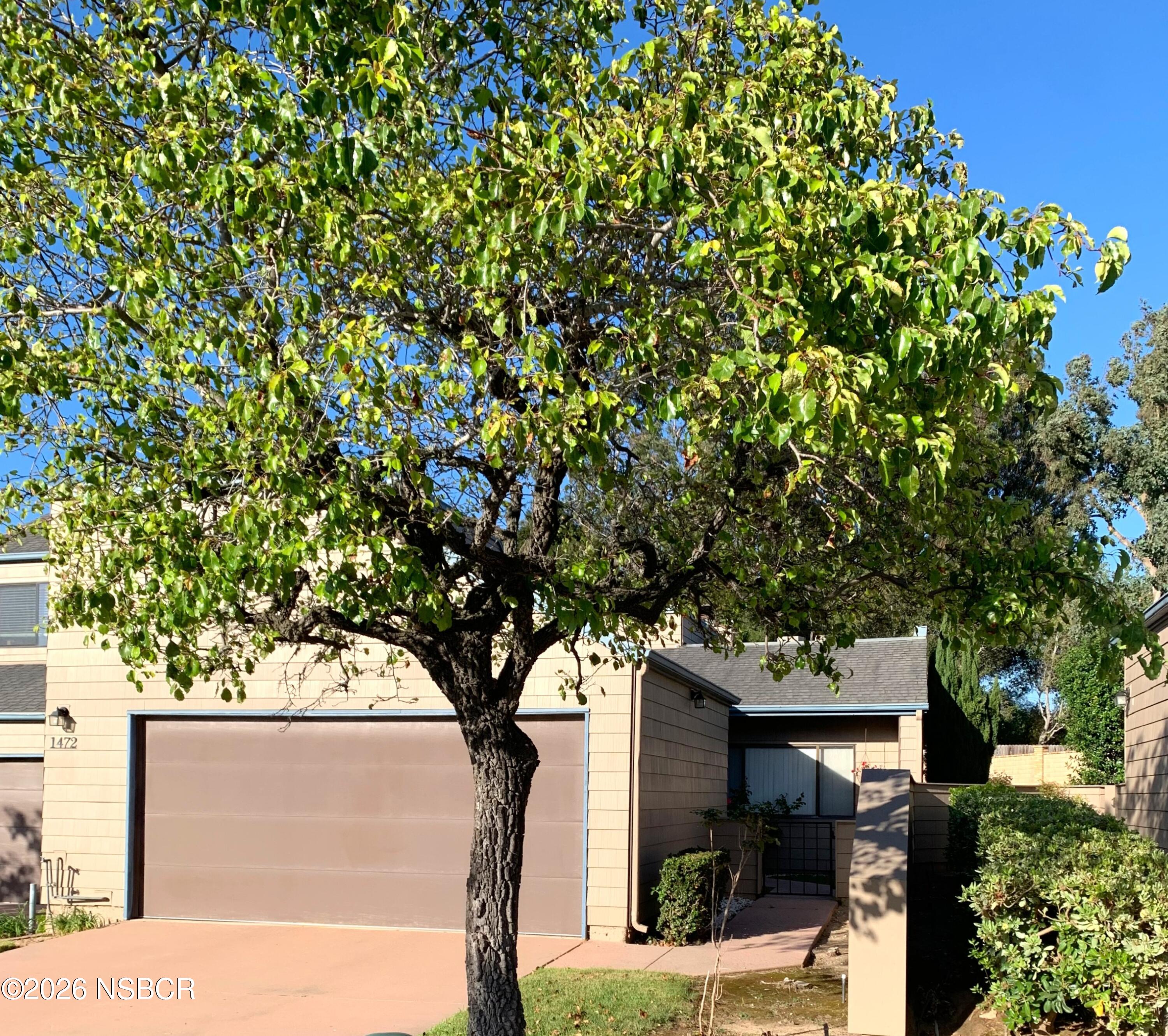 1472 Oakridge Park Road Santa Maria, CA 93455 - Photo 2 of 28 1472 Oakridge Park Rd