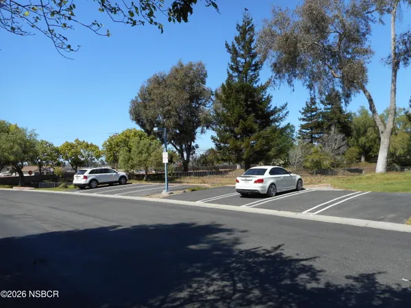 $499,000 | 1472 Oakridge Park Road, Santa Maria, CA 93455