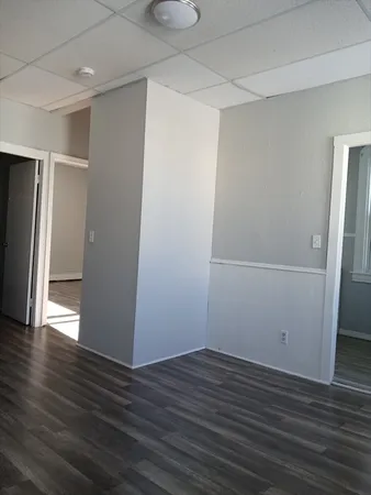 $1,350 | 187 Brightman Street, Unit 3W, Fall River, MA 02720