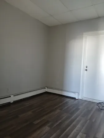 $1,350 | 187 Brightman Street, Unit 3W, Fall River, MA 02720