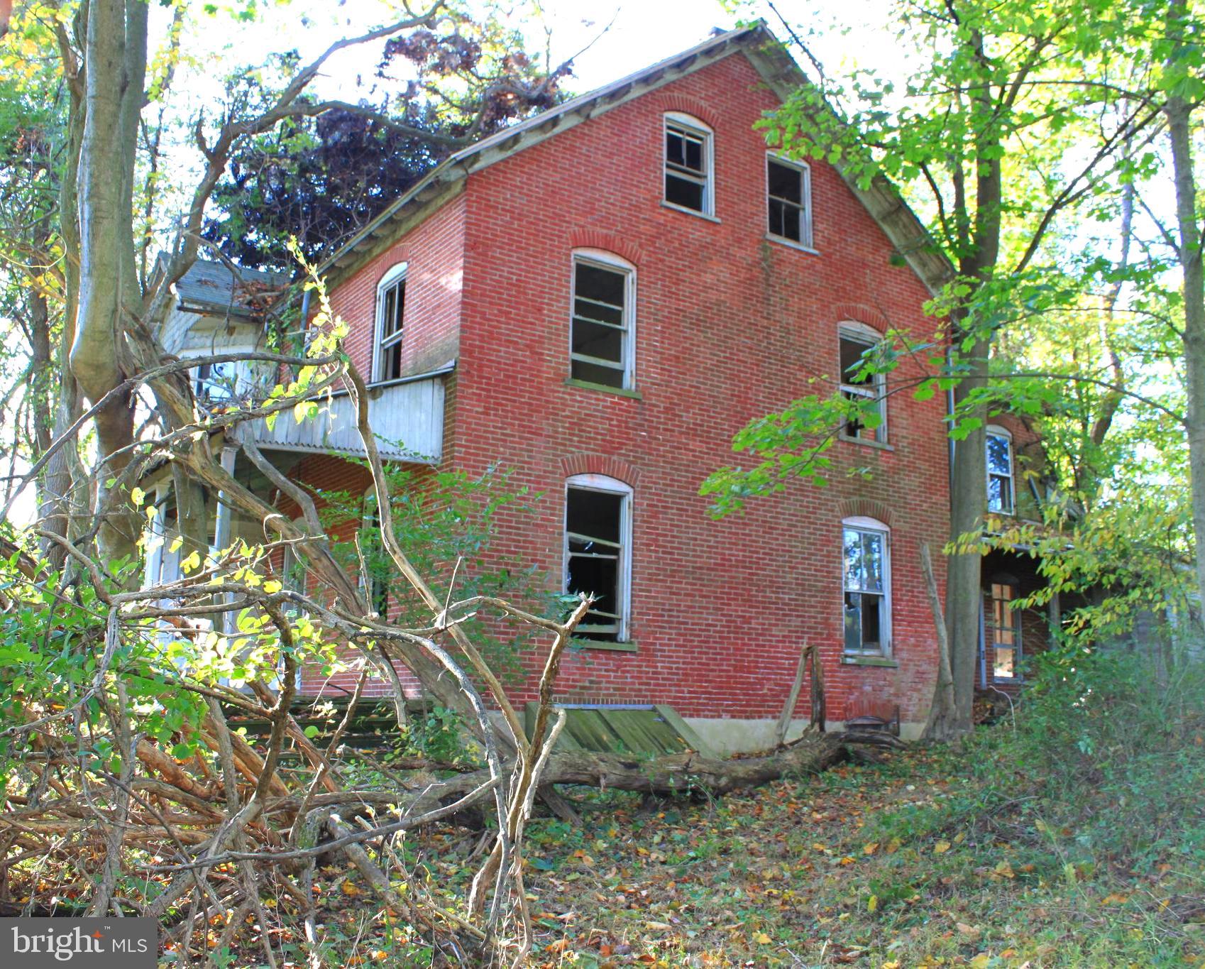 120 Funk Road Cochranville, PA 19330 - Photo 20 of 20 a front view of a house with garden
