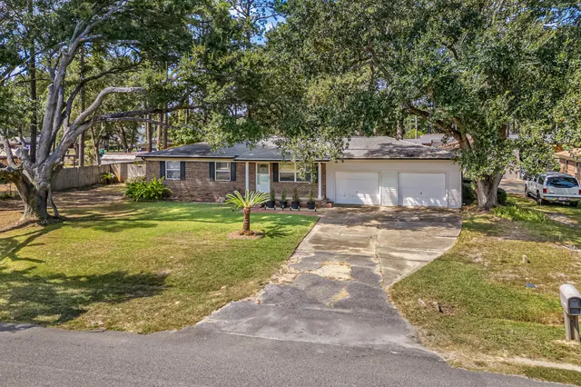 $325,000 | 309 Cloverdale Boulevard, Fort Walton Beach, FL 32547