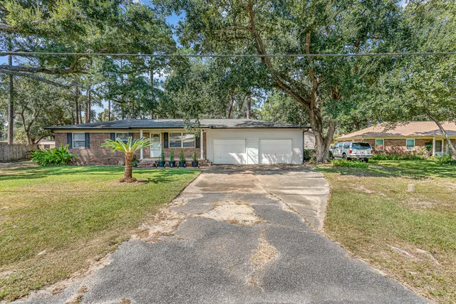 $325,000 | 309 Cloverdale Boulevard, Fort Walton Beach, FL 32547
