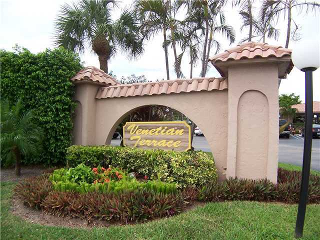 2081 Woolbright Road, Unit I202 Boynton Beach, FL 33426 - Photo 1 of 9 Primary Photo