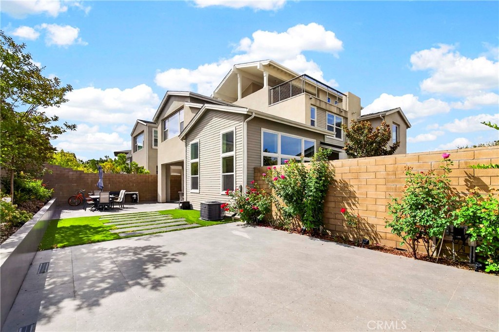 125 Source Irvine, CA 92618 - Photo 3 of 52