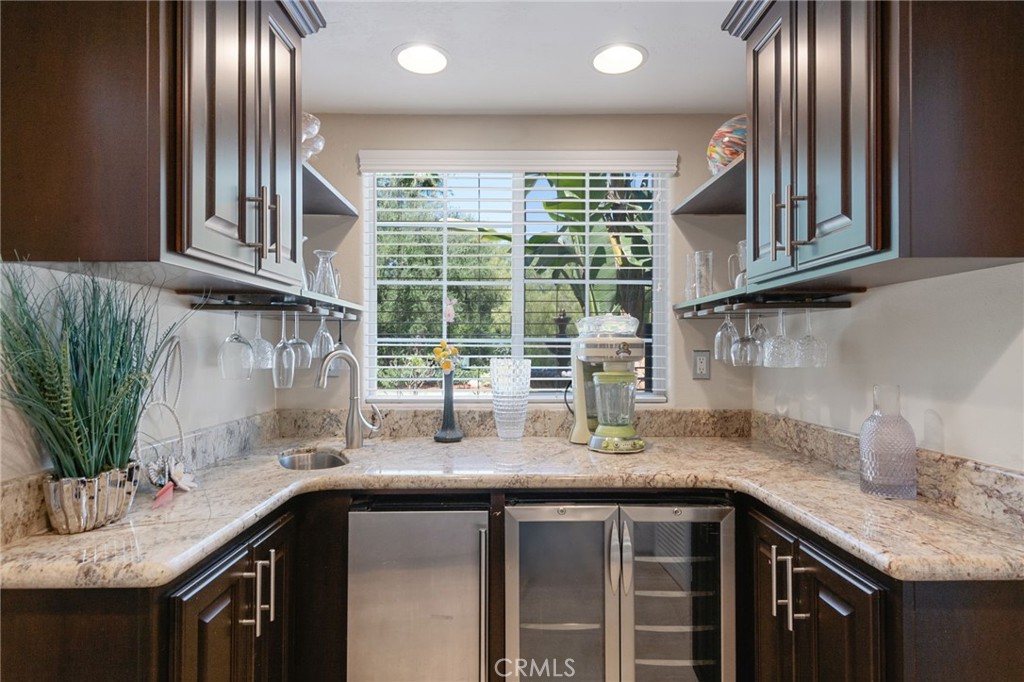 6590 Hawarden Drive Riverside, CA 92506 - Photo 9 of 68