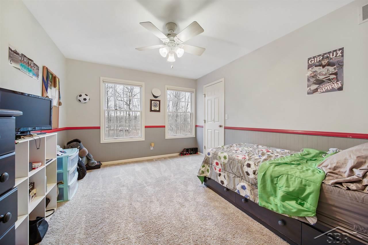 12813 Hotchkiss Road Freeland, MI 48623 - Photo 23 of 40 50008670-22.JPG