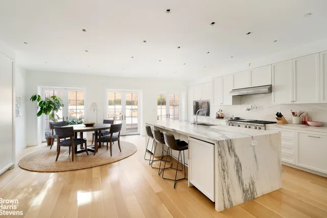 $20,000,000 | 318 West 20th Street | Chelsea