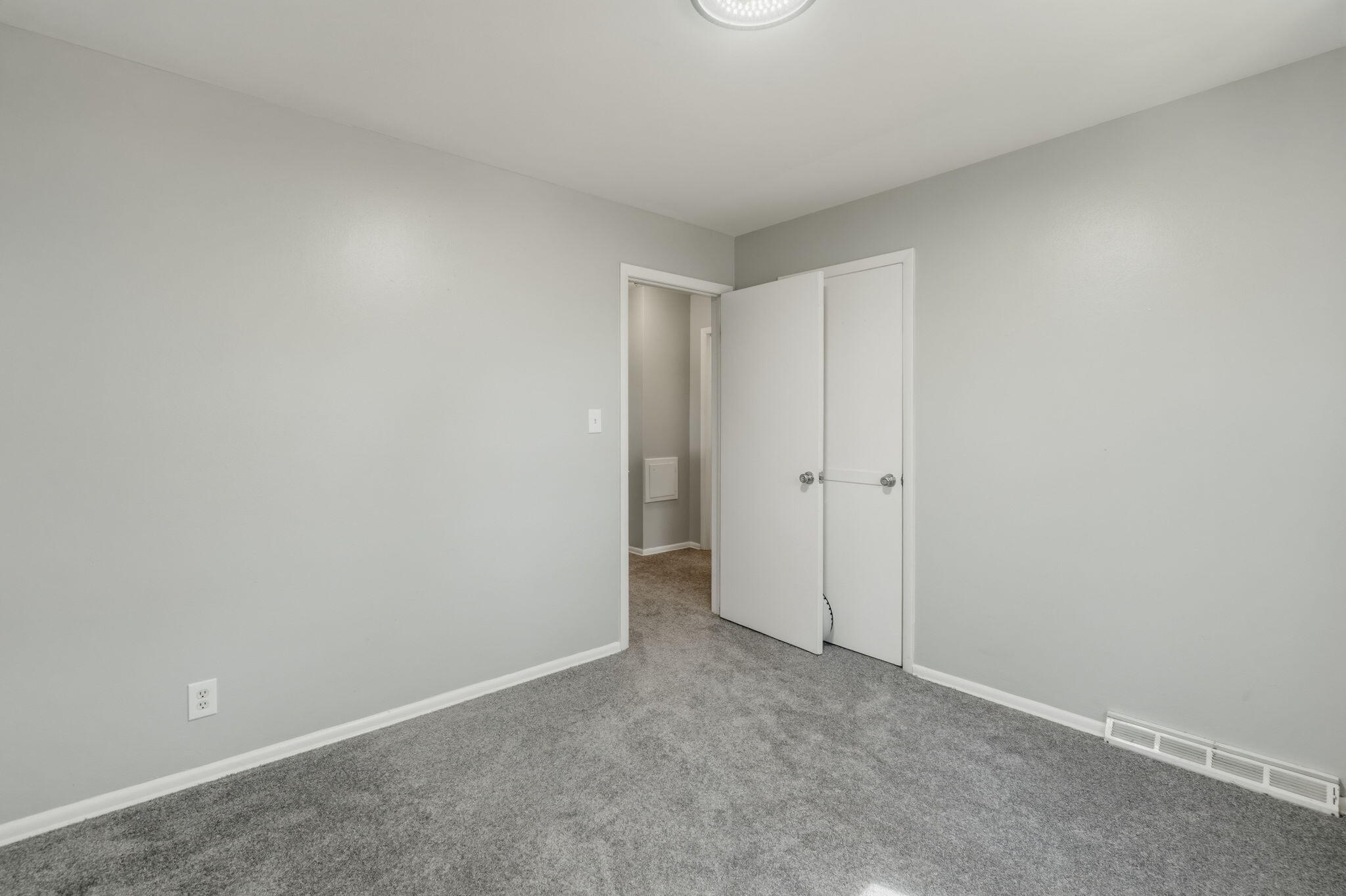 10501 West Silver Spring Drive Milwaukee, WI 53225 - Photo 16 of 57 41-web-or-mls-_DSC8024-HDR