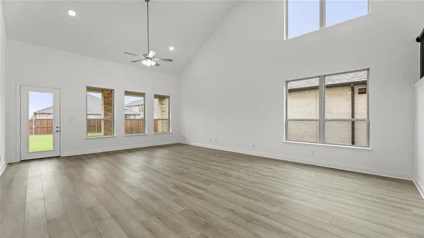 $2,800 | 3809 Paradise Way, Sherman, TX 75090