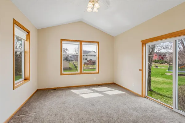 $550,000 | 6182 169th Street West, Lakeville, MN 55024