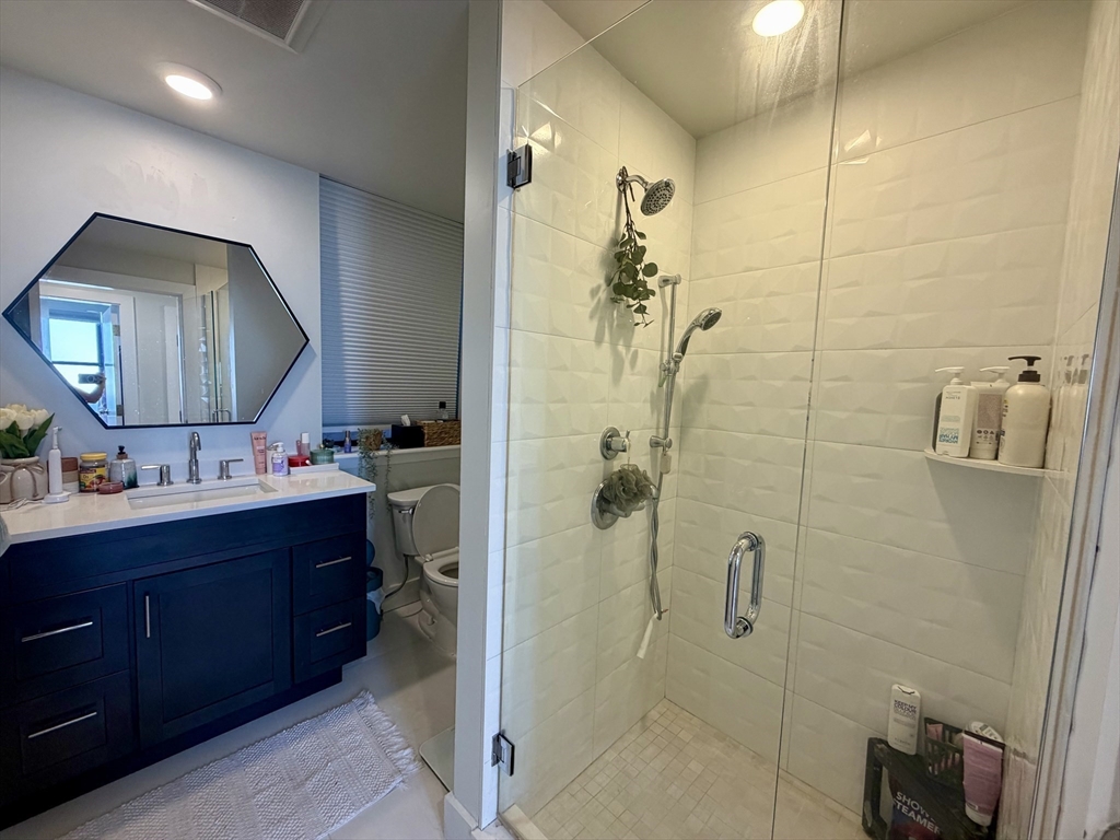 1674 Beacon Street, Unit 2 Brookline, MA 02445 - Photo 38 of 42