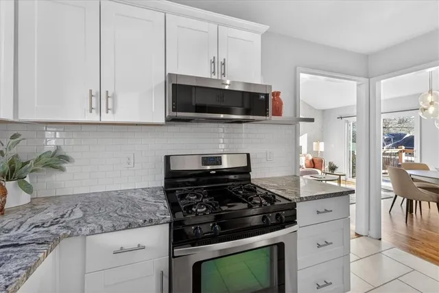 $375,000 | 5109 West 71st Street, Prairie Village, KS 66208