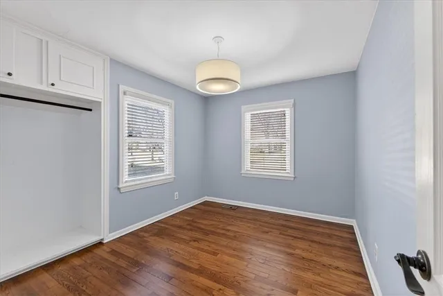 $375,000 | 5109 West 71st Street, Prairie Village, KS 66208