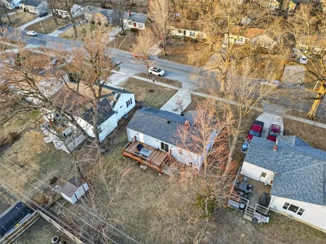 $375,000 | 5109 West 71st Street, Prairie Village, KS 66208