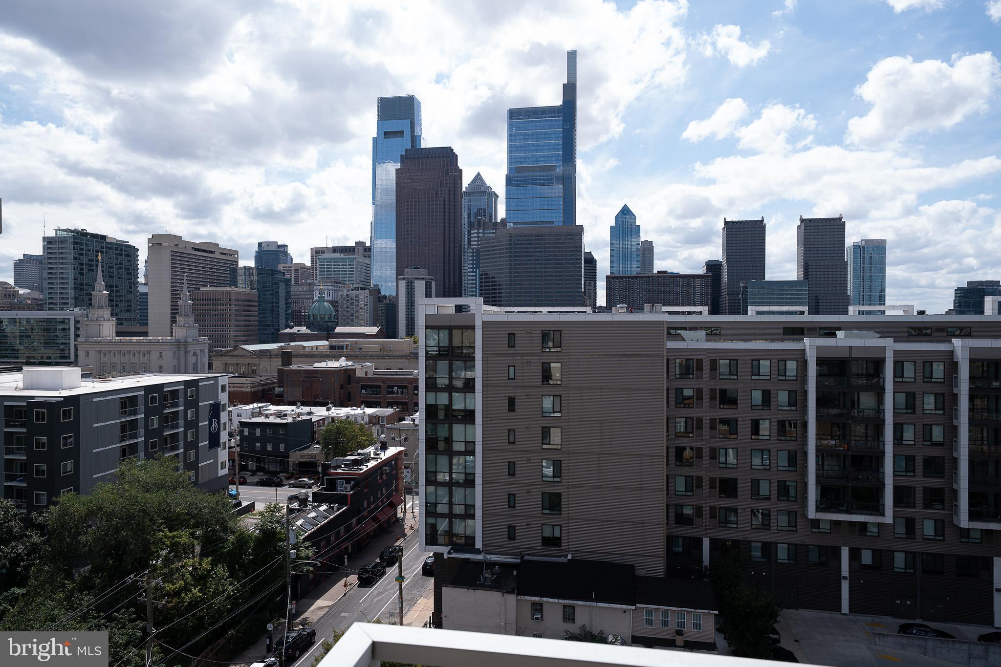 1900 Hamilton Street, Unit 802 Philadelphia, PA 19130 - Photo 7 of 29 The views!