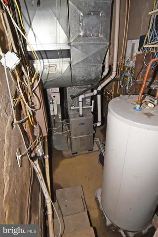 $3,900 | 2905 Boswell Avenue, Alexandria, VA 22306