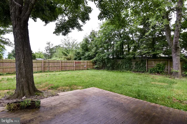 $3,900 | 2905 Boswell Avenue, Alexandria, VA 22306