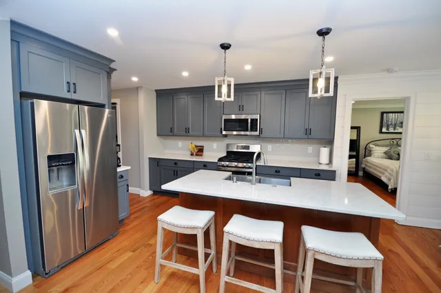 $749,000 | 216 Jenness Hill Lane, Bristol, NH 03222